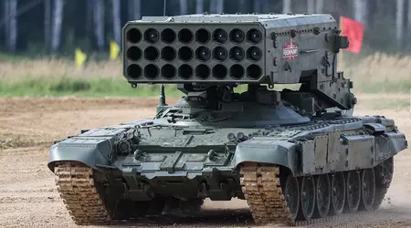 En FPV-drone til 500 dollar ødela på spektakulært vis et russisk TOS-1A tungt flammekastersystem fullt av termobariske missiler.
