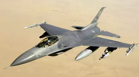 Ukrainske piloter starter trening på F-16 i Romania