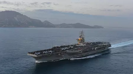 En ny amerikansk hangarskipsgruppe har ankommet Middelhavet - hangarskipet USS Dwight D. Eisenhower, destroyeren Arleigh Burke og krysseren Ticonderoga er på vei til Israel. Eisenhower, destroyeren Arleigh Burke og krysseren Ticonderoga er på vei til Isra