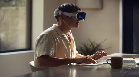 Berømt flyselskap tilbyr Apple Vision Pro til sine passasjerer