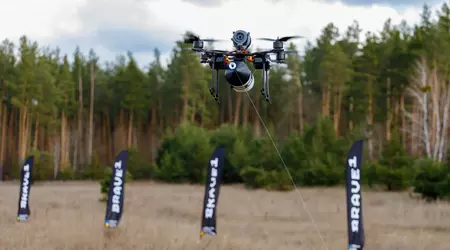 Vietnam presenterer sine egne fiberoptiske FPV-droner