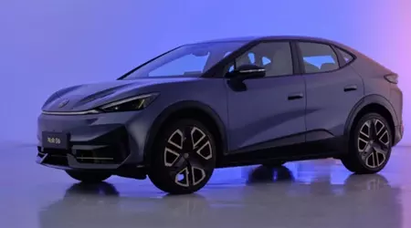Volkswagen ID har blitt offisielt avduket i Kina. Unyx 06 med stor skjerm og batteri på opptil 80,2 kWh