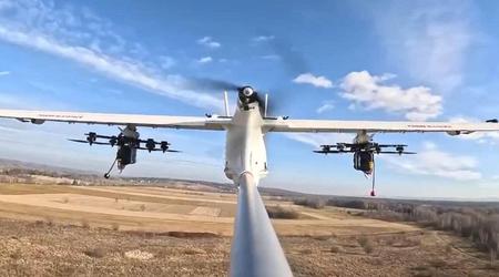 UAV-evolusjon: Den ukrainske rekognoseringsdronen Dovbush T10 kan nå bære seks FPV-droner (video)