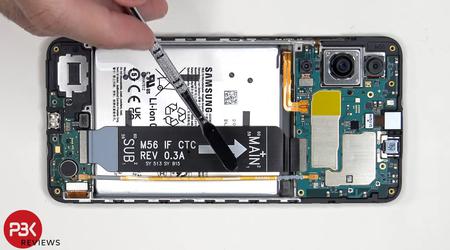 PBKreviews: Galaxy F56 5G viser seg å være en av Samsungs mest reparerbare smarttelefoner - poeng 9 av 10