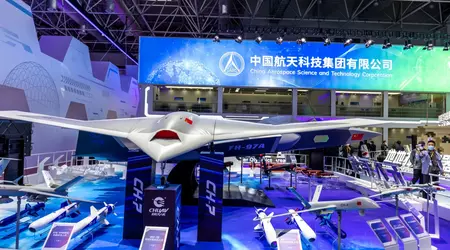 Kina presenterer den nyeste Caihong-7-dronen med en "flygende vinge" -design