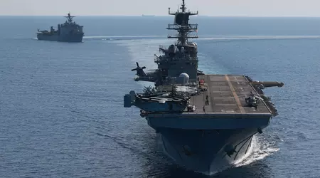 USA vil etterlate de amfibiske angrepsskipene USS Carter Hall og USS Bataan i Rødehavet sammen med tre Arleigh Burke-klasse missiljagere.