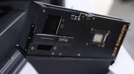 ASUS har avduket ProArt RTX 5080 grafikkortet med en 90-graders rotert GPU og integrert SSD-port