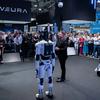 Modell av 4NE1 roboten under presentasjonen