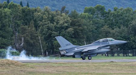 Taiwan ønsker å utstyre oppgraderte F-16 Viper-jagerfly med amerikanske AGM-88 HARM-, AGM-84 SLAM- og AGM-154 JSOW-missiler.