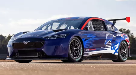 Ford avduket en helelektrisk NASCAR-prototype inspirert av Mustang Mach-E