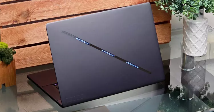 Anmeldelse av ASUS ROG Zephyrus G16 ...