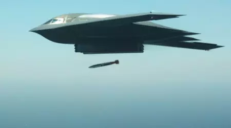 B-2 Spirit er det første flyet i USAs historie som kan bære den moderniserte B61-12 termonukleære bomben.