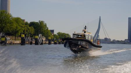Rotterdam havn har lansert et elektrisk hydrofoil-fartøy