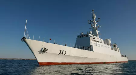Iran avduker sitt første innenlandske rekognoseringsskip