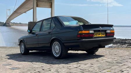 Fans fant Chris Harris' stjålne BMW raskere enn politiet.