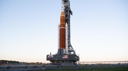NASA erkjenner de enorme kostnadene ved SLS-månerakettene - SLS-motorene koster flere titalls ganger mer enn SpaceX-rakettene