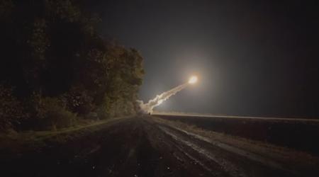Ukraina kan motta rundt 20 ballistiske ATACMS-missiler, hver med 950 submunitioner og en rekkevidde på 165 km.