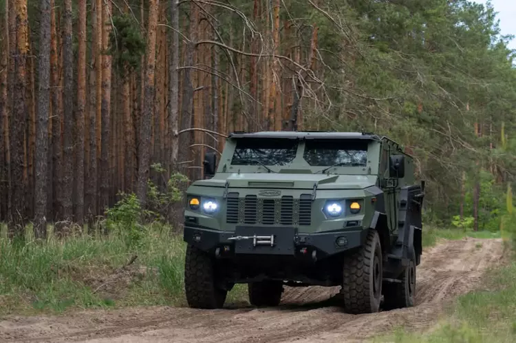 Ukrainsk pansret kjøretøy VARTA 2 er ...