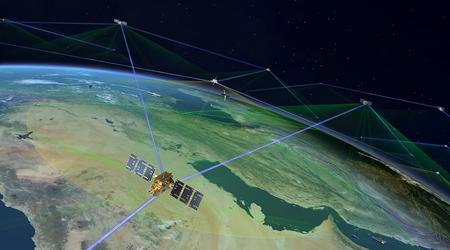 Lockheed Martin og Northrop Grumman er tildelt mer enn 1,5 milliarder dollar for å bygge 72 militære romsatellitter til et missilvarslingssystem.