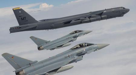 B-52H Stratofortress atombombefly fløy nær den russiske grensen