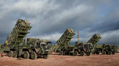 Tyskland overfører Patriot-missilforsvarssystemer og IRIS-T-luftvernsystemer til Ukraina i en pakke verdt 1,5 milliarder dollar.