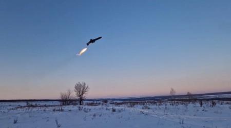 Russere viser lokal versjon av Shahed-238 jet