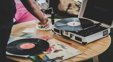 Vinylplater selger bedre enn CD-plater for andre år på rad