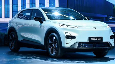 Changan har åpnet sin første elektriske bil- og hybridproduksjonsanlegg utenfor Kina