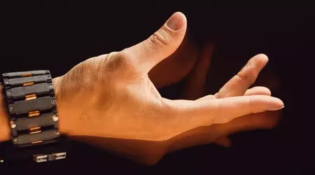 Meta viser en prototype av et armbånd uten skjerm som gjenkjenner "kroppsspråk"