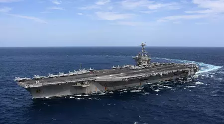 Houthiene i Jemen sier at de gjennomførte et kombinert angrep på hangarskipet USS Harry S. Truman