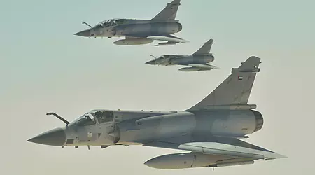 Franske Mirage 2000-5F-jagerfly ødelegger et dusin Houthi-droner av typen Shahed