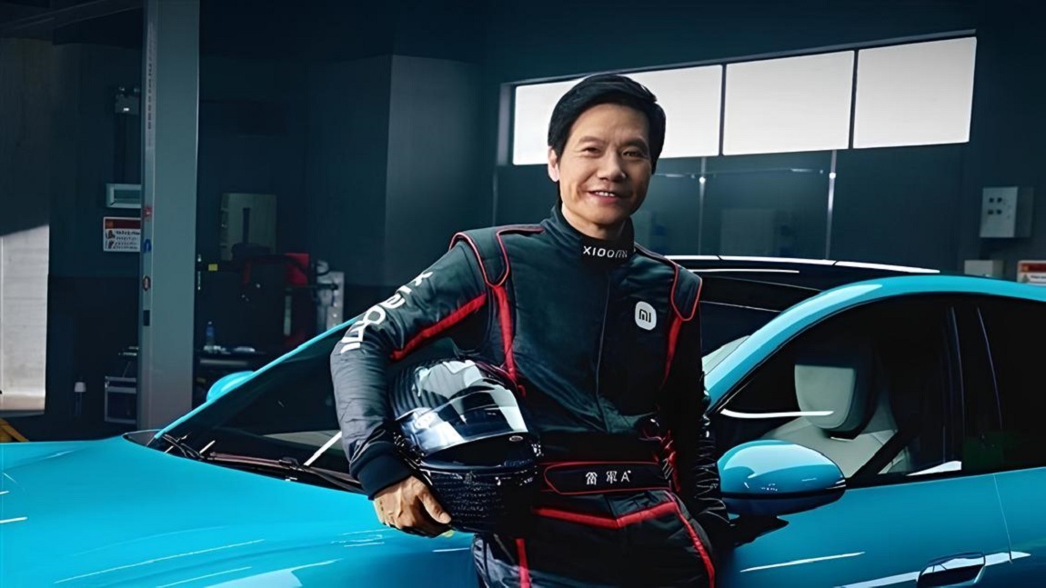 Fotografier som begeistrer oss: hva skjuler Lei Jun i bildet? Publiseringen av et mystisk bilde: en ny harddisk fra Lei Jun?