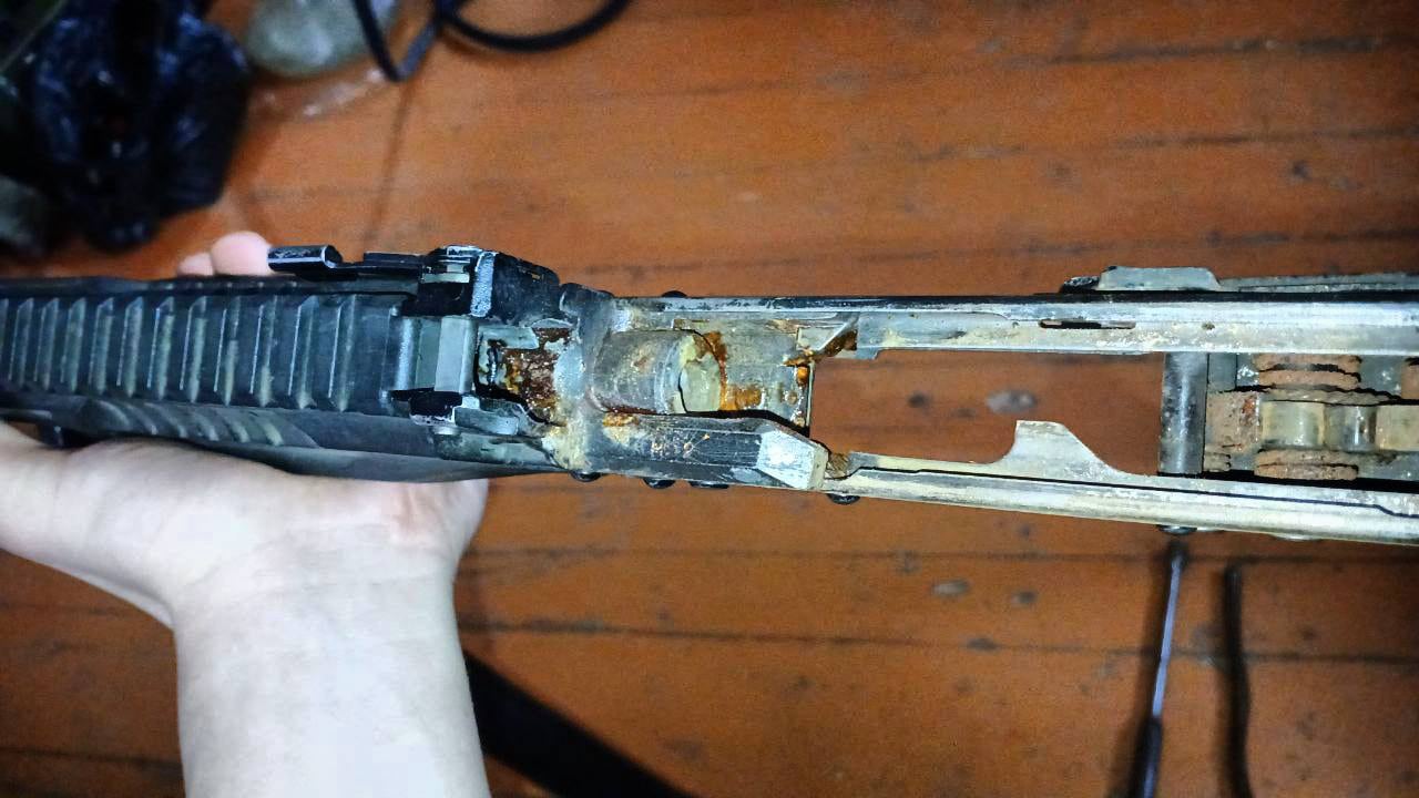 Rust på AK-12: En utfordring for militær pålitelighet Uventet rust: Hvordan AK-12 mister sin glans