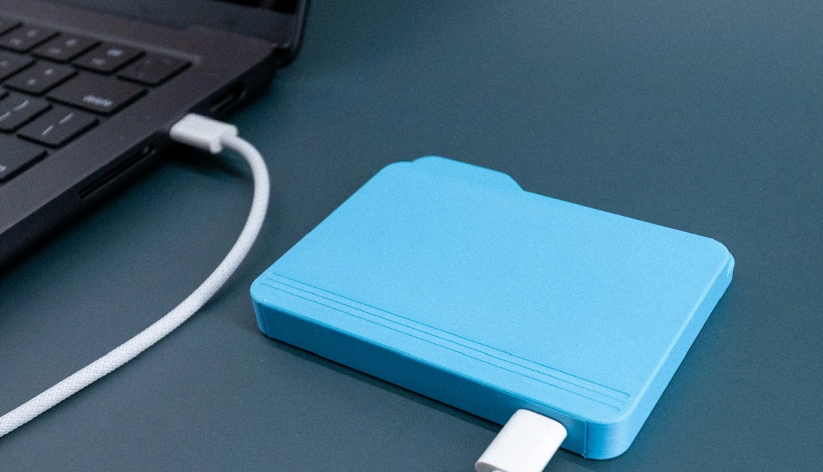 Lagringsrevolusjonen: Møt FolderDrive Den banebrytende FolderDrive USB-minnepinnen: når teknologi møter filhåndtering