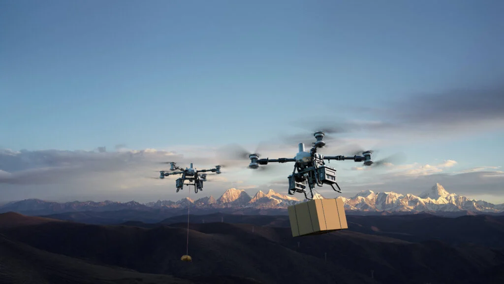 Laste dronen av fremtiden: DJI FlyCart 100 til en verdi av $12 500 Ny DJI FlyCart 100 laste drone: opptil 26 km flyvning for $12 500!
