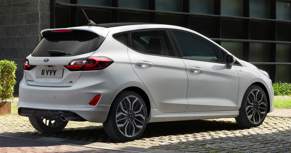 Utpakking av Ford Fiesta 2022: Hva gjør den til en moderne klassiker? Ford Fiesta 2022 har mange finesser: Teknologi møter tradisjon