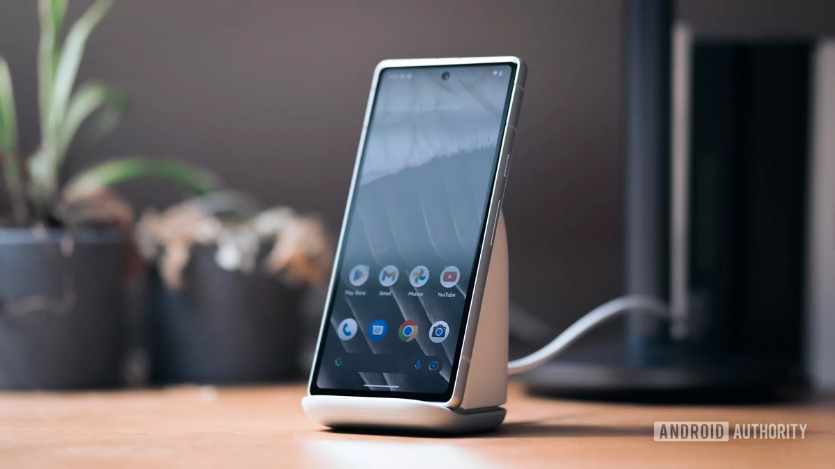 Smarttelefon på plass: fordelene med et magnetisk stativ Magnetisk magi: en revolusjon blant smarttelefonstativer