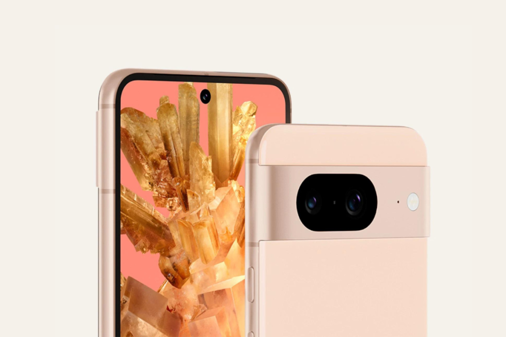 Vil smarttelefonen din overleve et varmt bad? Google Pixel 8 beviser at den kan det Google Pixel 8: Fire dager under vann og fungerer fortsatt
