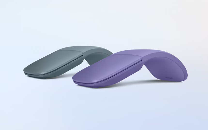 Forhåndsbestillingen er nå åpen: Surface Arc Mouse i originalfargene Violet og Ocean Ta kontroll over stilen din: Surface Arc Mouse i nye Violet- og Ocean-farger