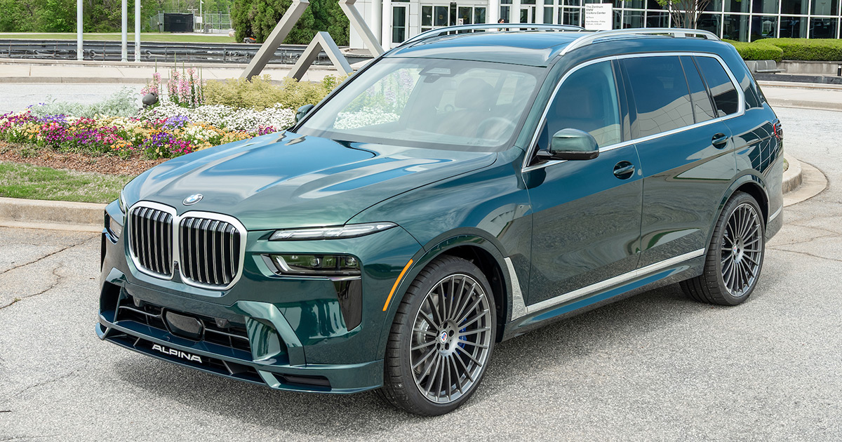 BMW presenterer: den raffinerte Alpina XB7 i metallisk grønn farge Oppdag en verden av luksus: den nye BMW Alpina XB7 i fargen Alpina Green Metallic