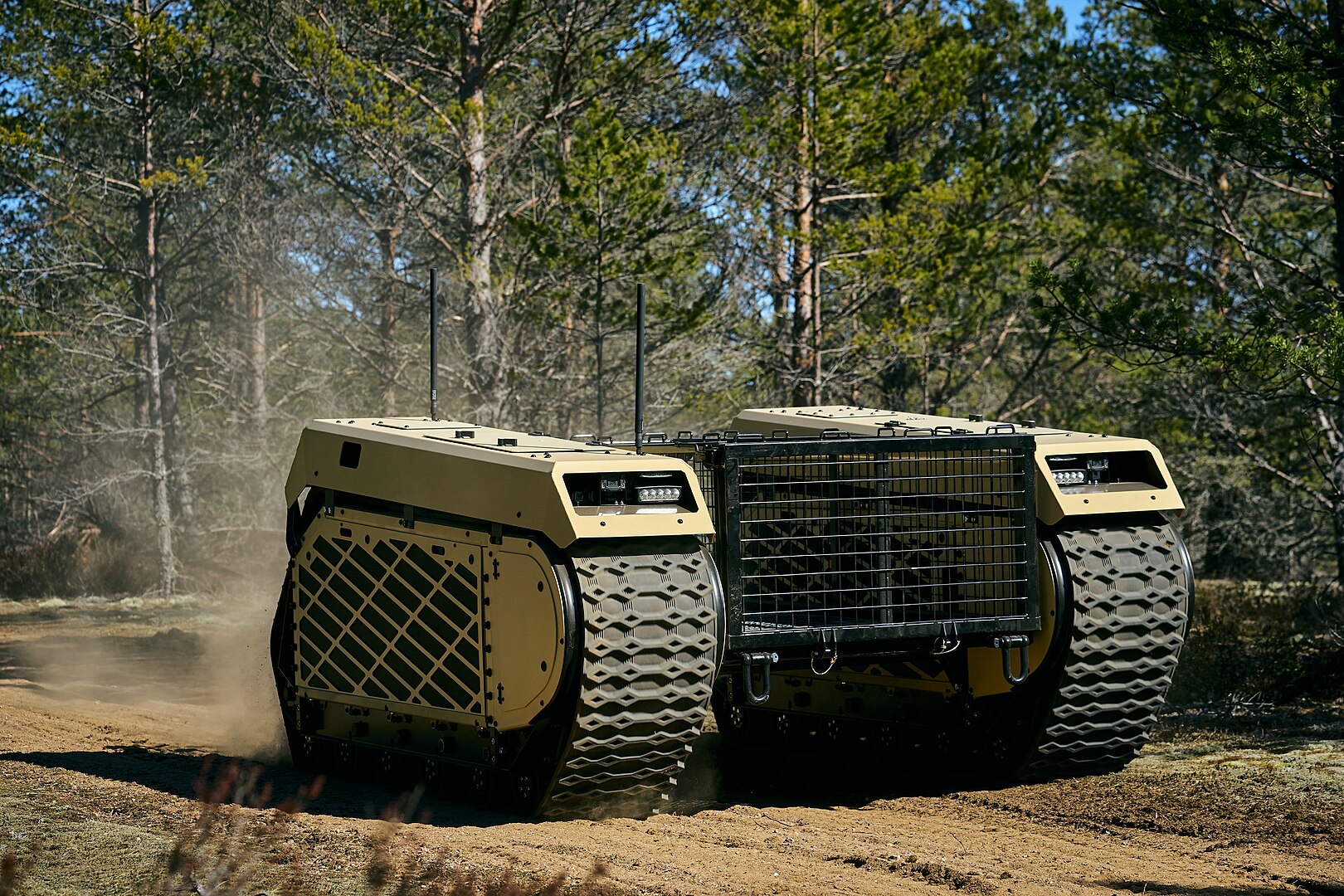 THeMIS: Fletter autonomi og modularitet i moderne militærteknologi Utforske THeMIS: Fremtiden for autonome infanterisystemer