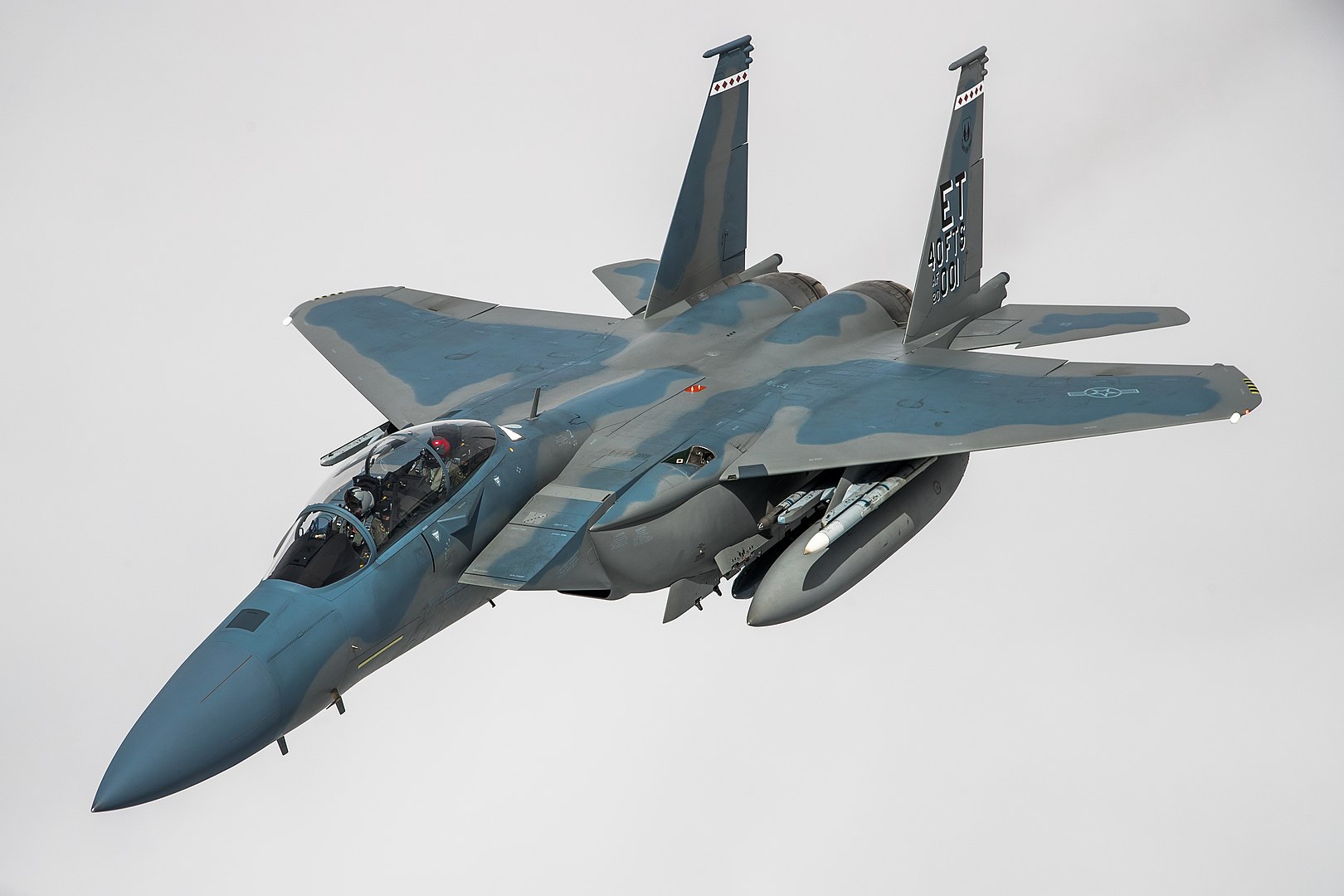 Teknologisk kraft i luften: De revolusjonerende kapabilitetene til F-15EX F-15EX: Den nyeste versjonen av den legendariske jagerflyen i aksjon