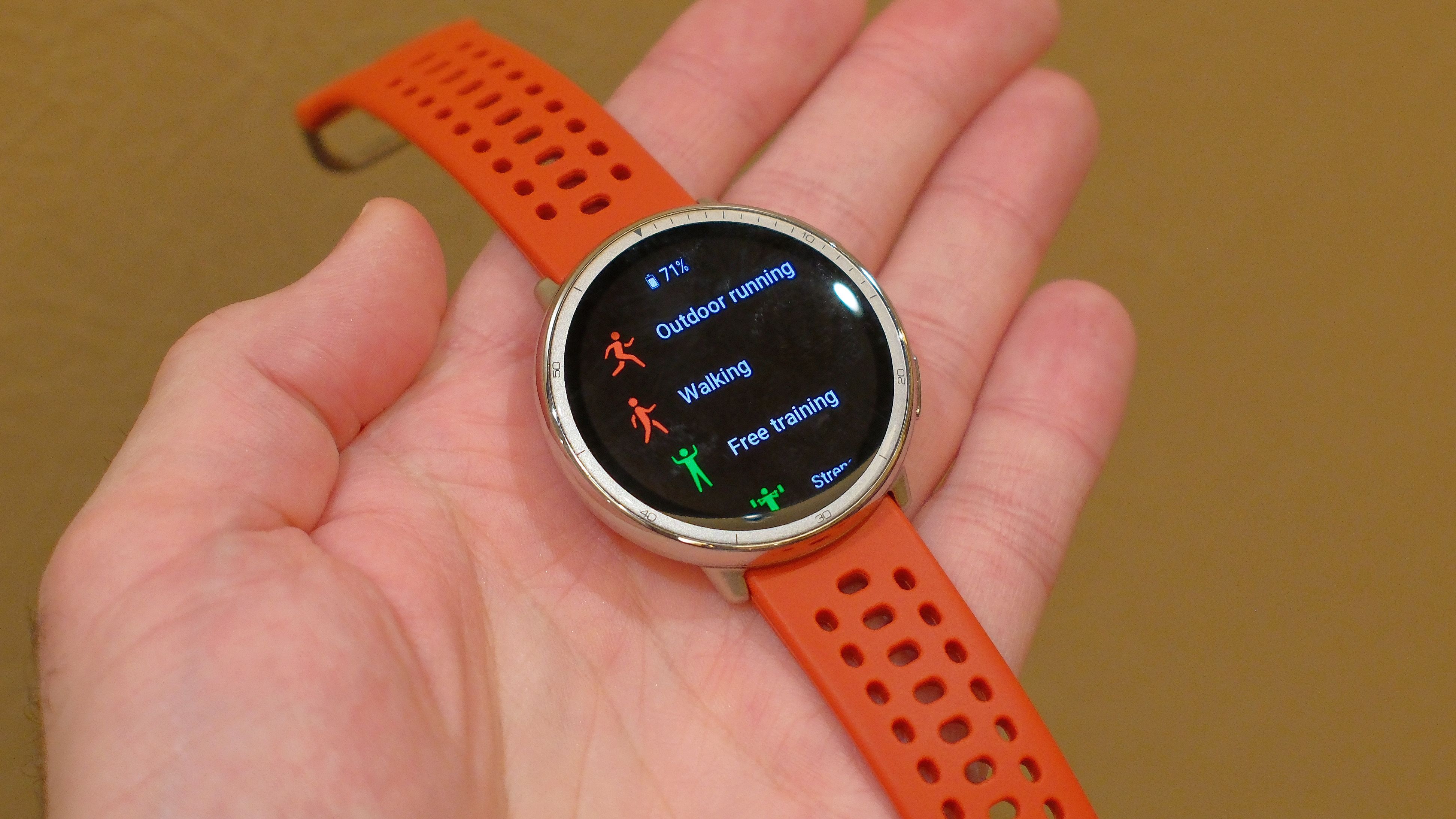 Feilsøking: ny oppdatering for Amazfit Active 2 Oppdatering 6.1.20.3 for Amazfit Active 2: Fikset et problem med treningsøkter!