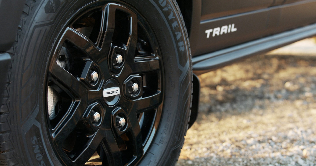 Oppdag den nye Ford Transit Trail: Den eventyrlystne vanen for teknologientusiaster