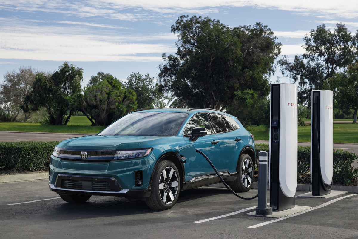 Det nyeste steget innen elektriske biler: Honda og Acura kobler seg til Tesla Supercharger Honda Prologue og Acura ZDX: Tilgang til Tesla Supercharger revolusjonerer fremtiden for lading