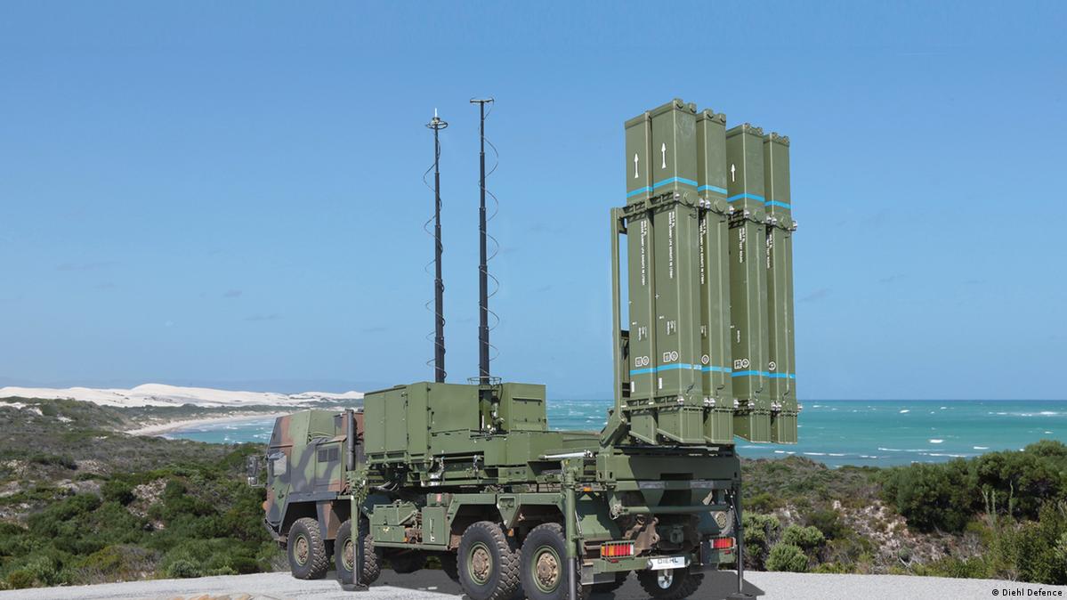 En dypdykk i IRIS-T: Revolusjonerende luftforsvarssystemer Utforskning av de avanserte kapabilitetene til IRIS-T: Det neste generasjons luft-til-luft missile
