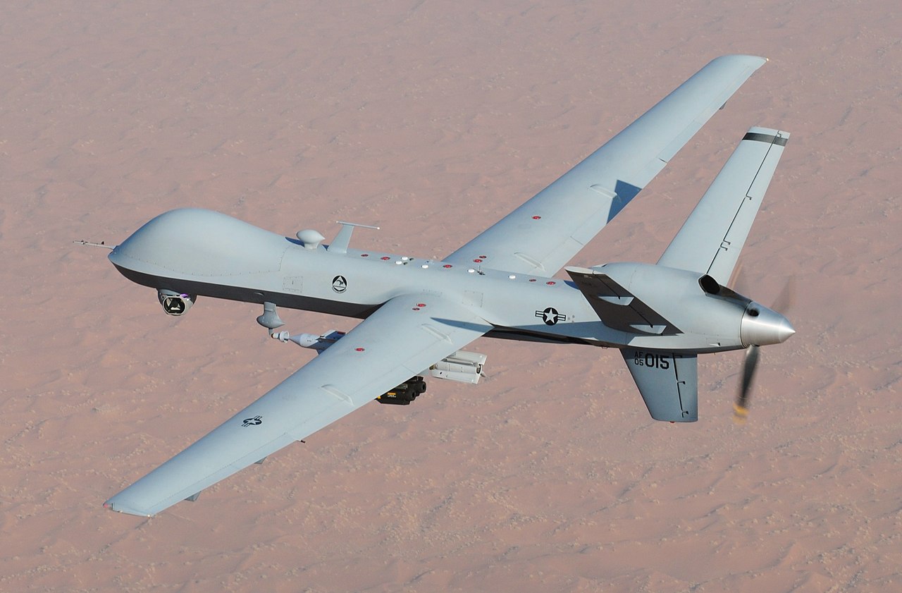 På innsiden av cockpiten: Hvordan MQ-9 Reaper redefinerer dronekapasiteten På oppdagelsesferd med MQ-9 Reaper: Et teknisk vidunder innen moderne overvåking