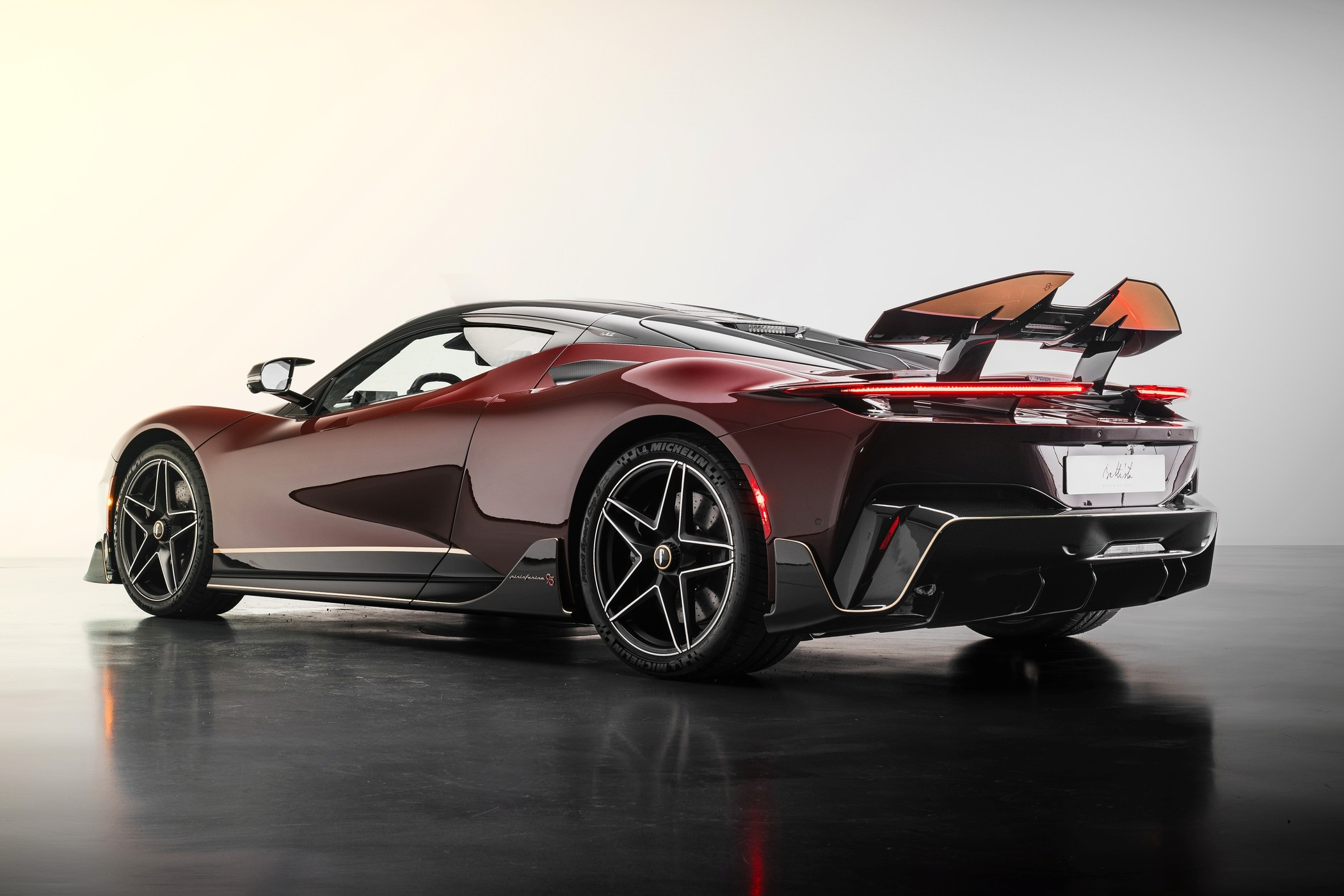 Den elektriske superbilen Battista Novantacinque Den elektriske superbilen Battista Novantacinque