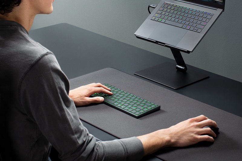 Koble Razer Joro til enheter via Bluetooth Koble Razer Joro til enheter via Bluetooth