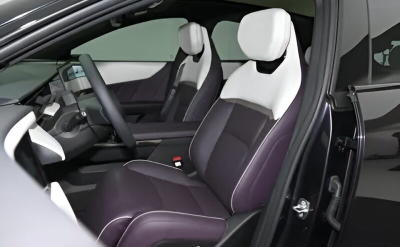 Mazda EZ-60 interiør